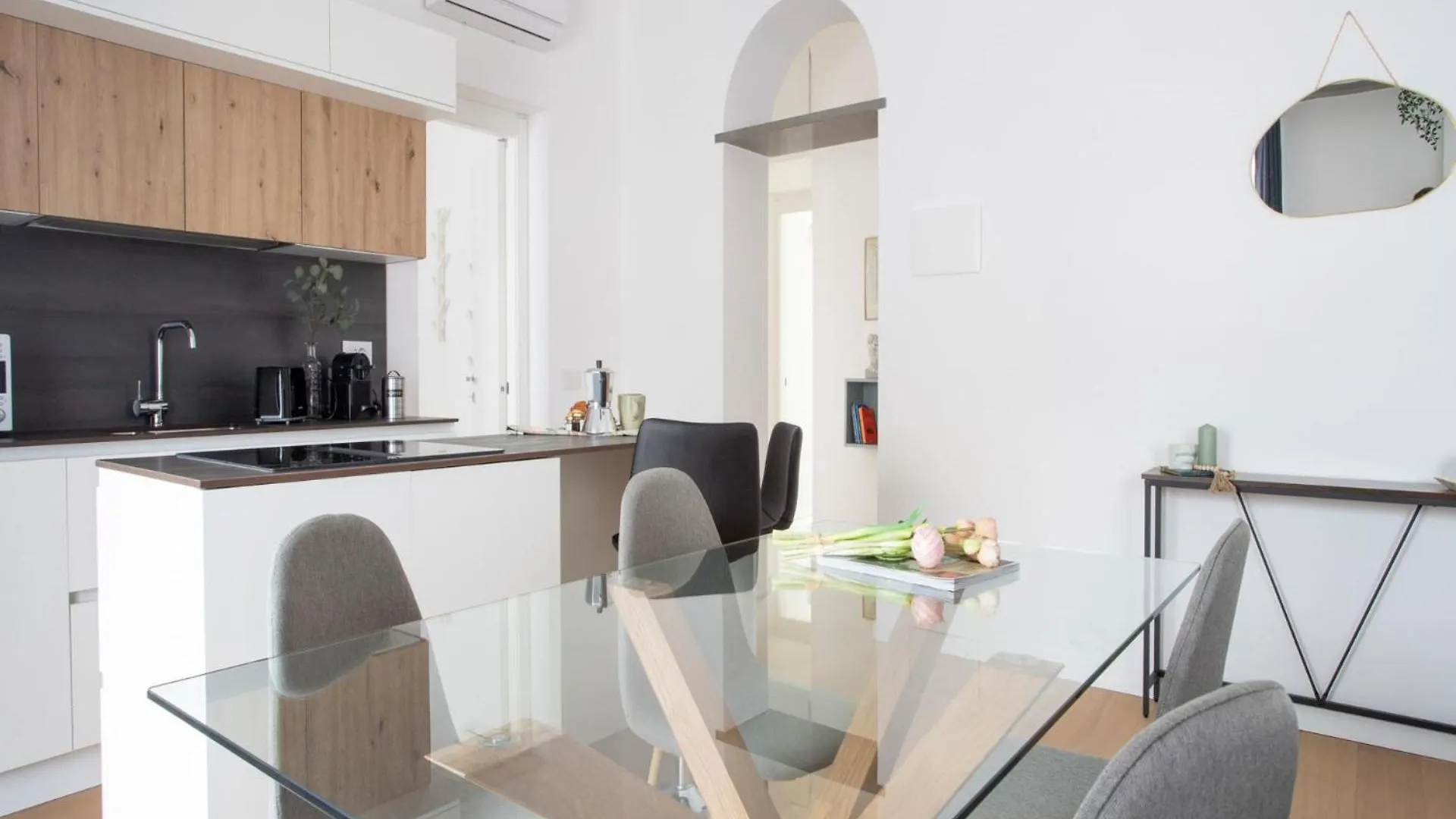 The Best Rent - Two-Bedroom Apartment In Navigli Area Milan